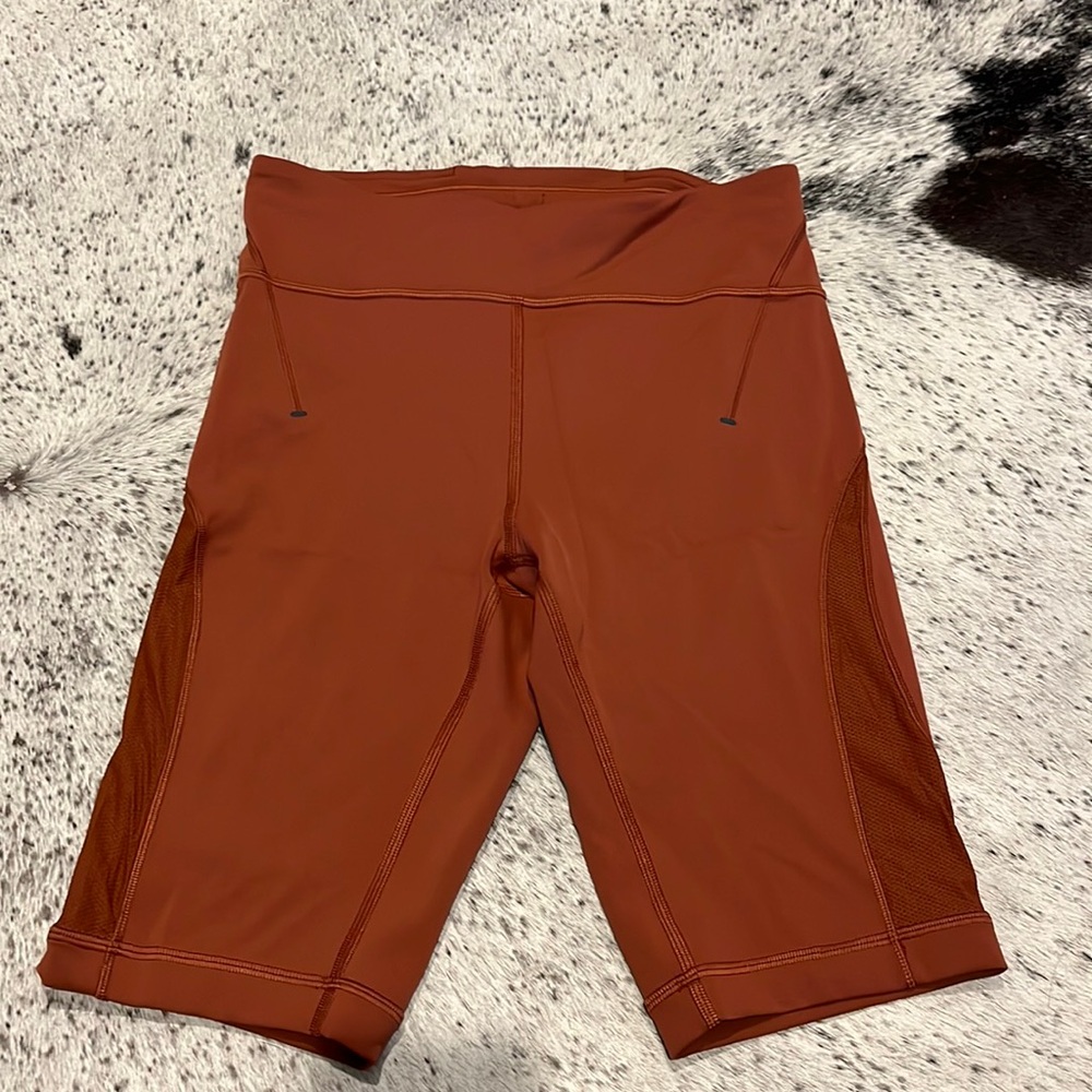 Lululemon Pants - Knee Length